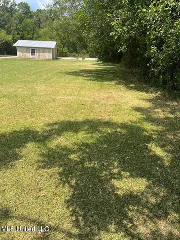 $25,000 | 3090 Quave Road, D'Iberville, MS 39540