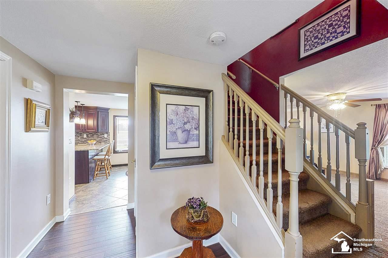 14487 Goutz Road Monroe, MI 48161 - Photo 13 of 40