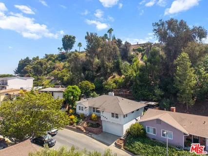 $1,599,000 | 4406 Don Diablo Drive, Los Angeles, CA 90008