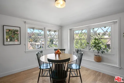 $1,599,000 | 4406 Don Diablo Drive, Los Angeles, CA 90008