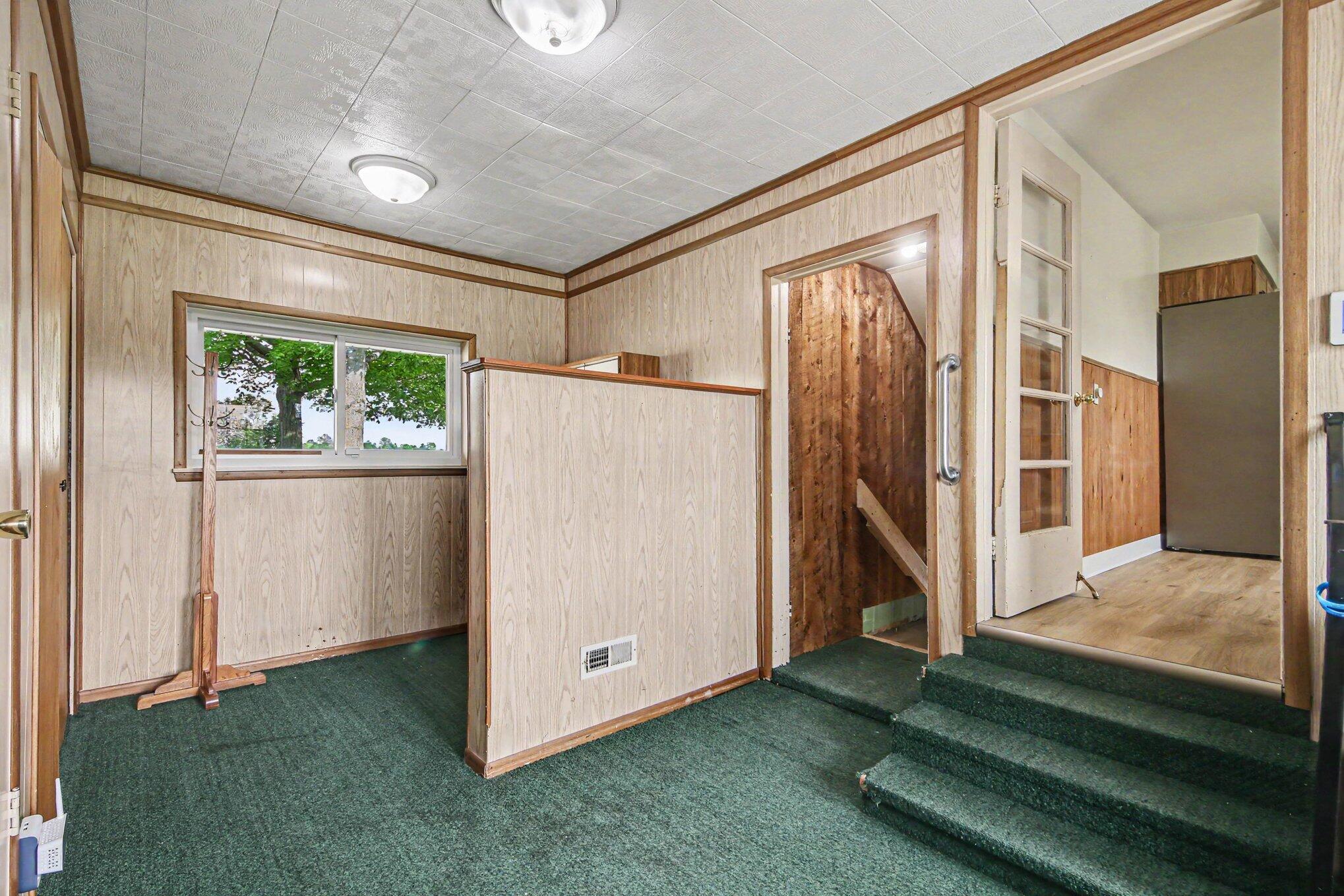 6406 South Ravenna Road Ravenna, MI 49451 - Photo 17 of 60 017_file_4238