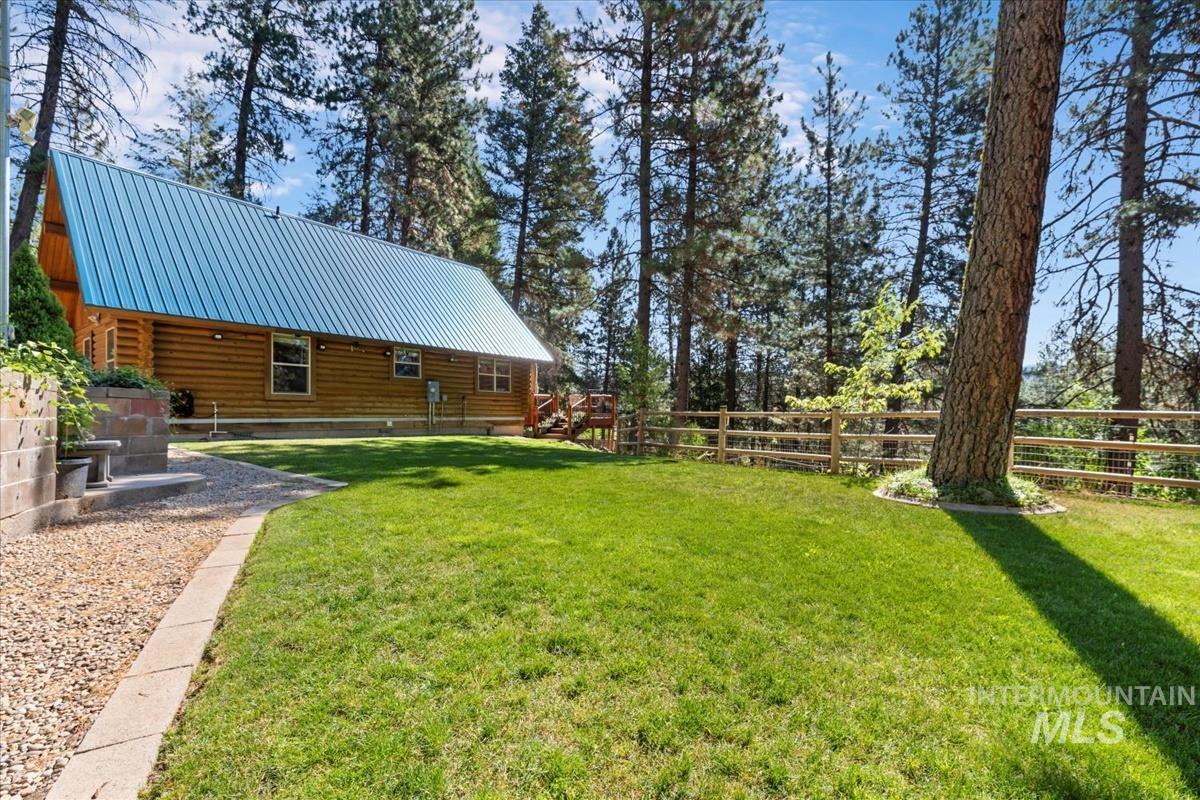 10 Elk Point Road Garden Valley, ID 83622 - Photo 36 of 42 View of fenced backyard