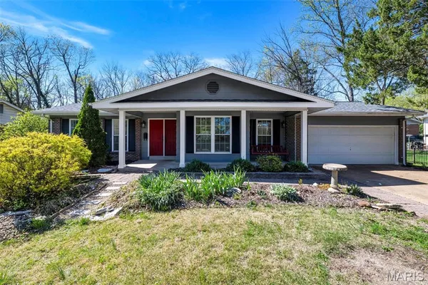 $299,900 | 6937 Singingwood Lane, St. Louis, MO 63129