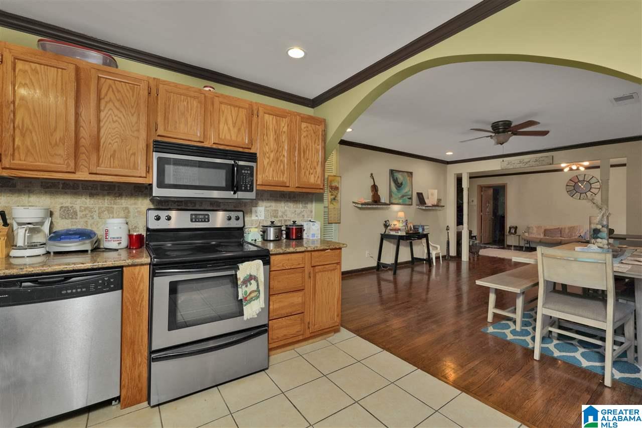 17 Spring Haven Circle Southwest Birmingham, AL 35211 - Photo 6 of 16