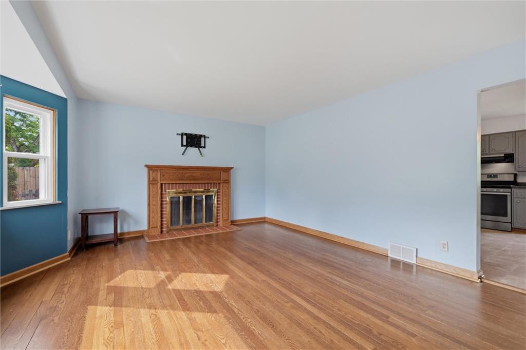 2659 River Road Vandergrift, PA 15690 - Photo 6 of 49