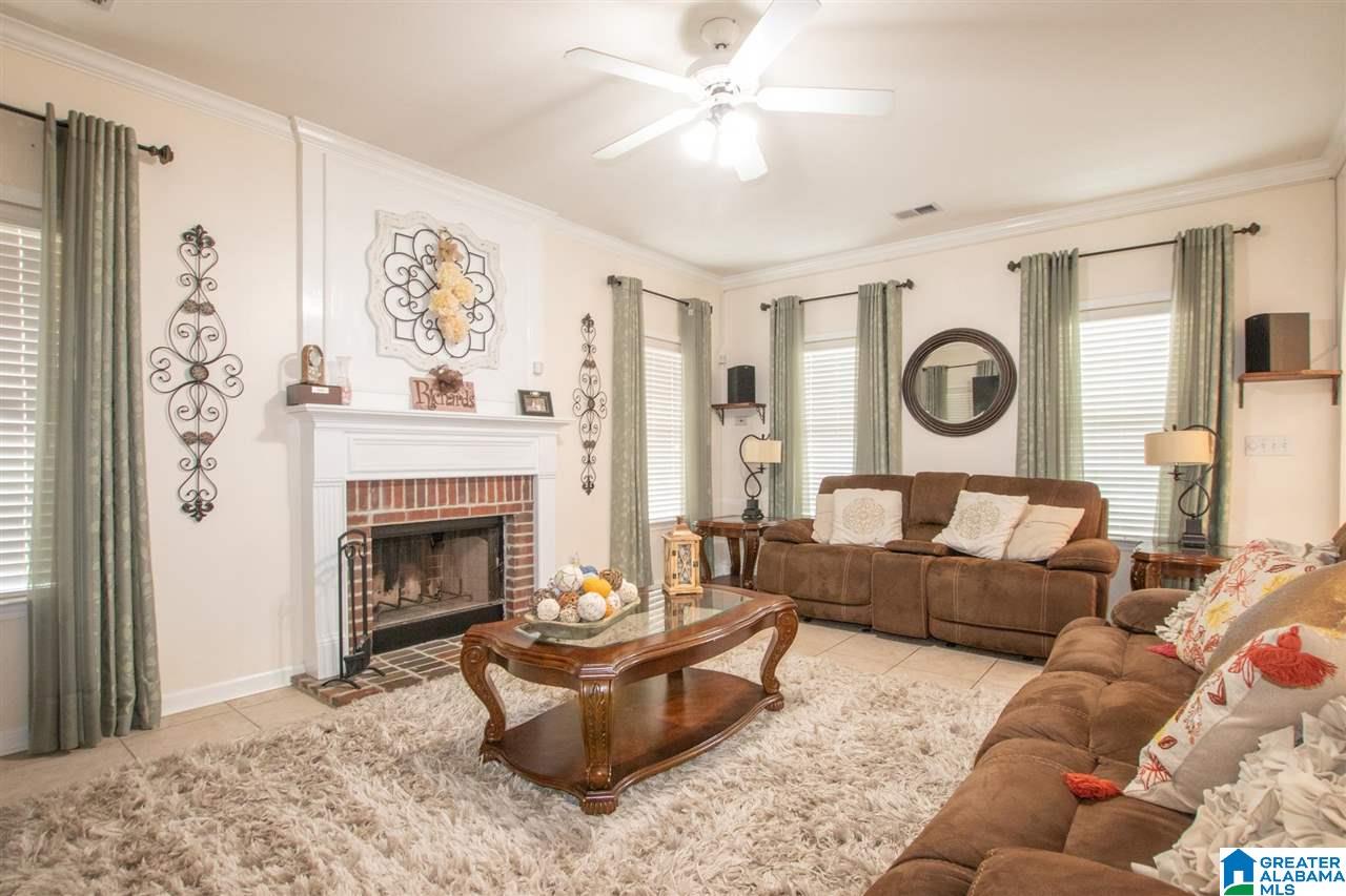 104 Blue Spring Circle Alabaster, AL 35007 - Photo 7 of 40