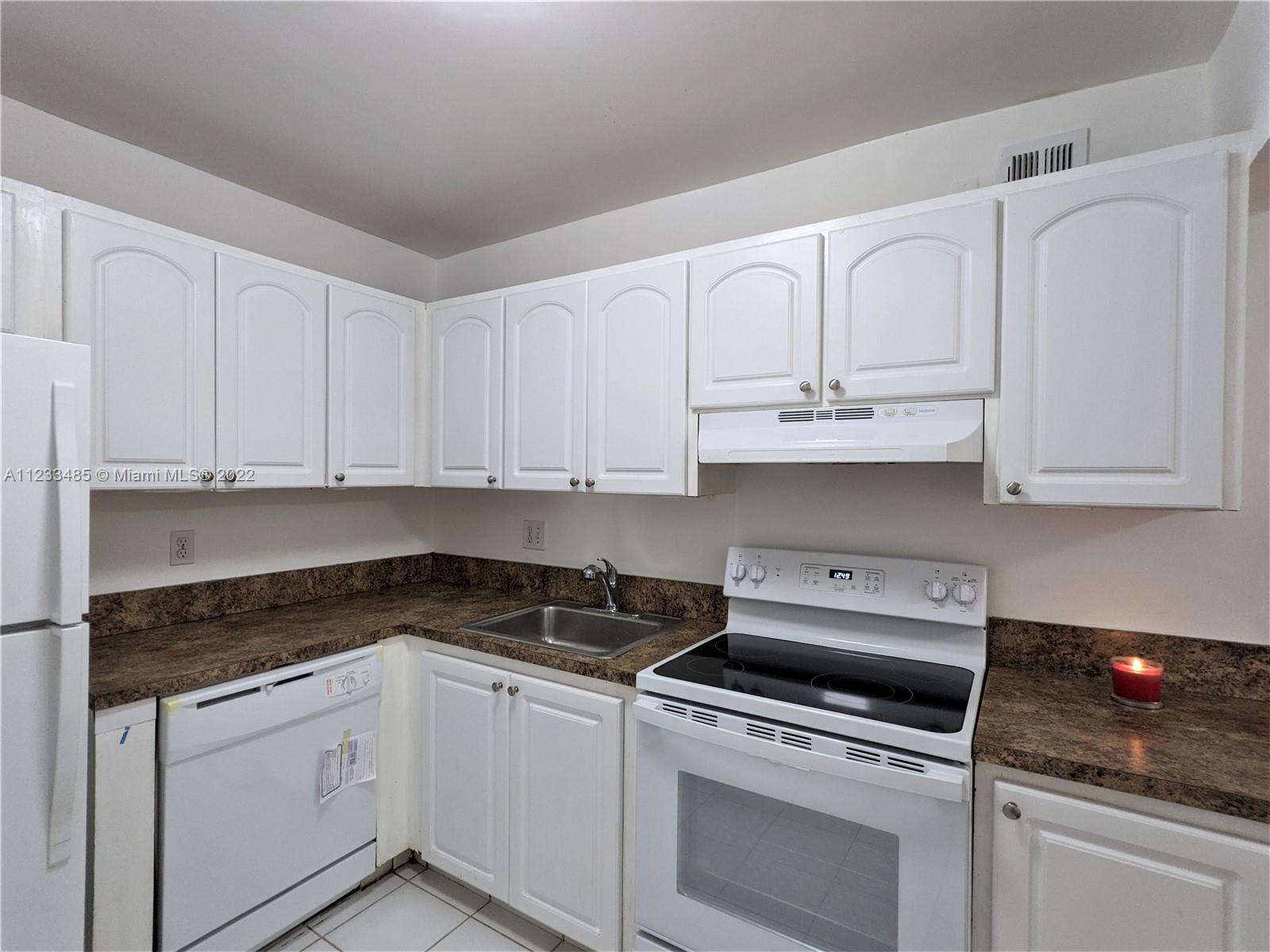 480 Northwest 20th Street, Unit 3060 Boca Raton, FL 33431 - Photo 3 of 24 Gallery Image 3