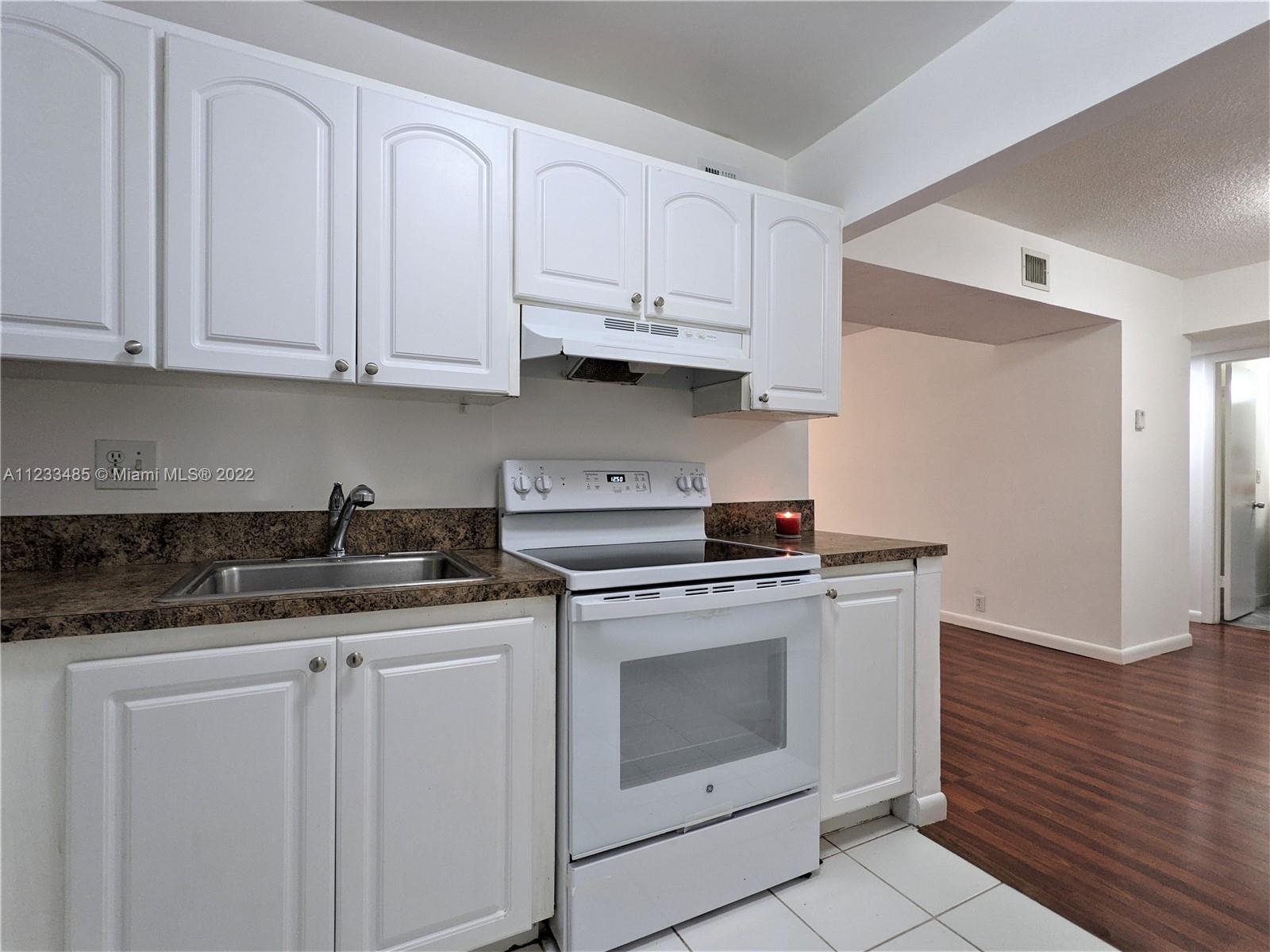 480 Northwest 20th Street, Unit 3060 Boca Raton, FL 33431 - Photo 4 of 24 Gallery Image 4