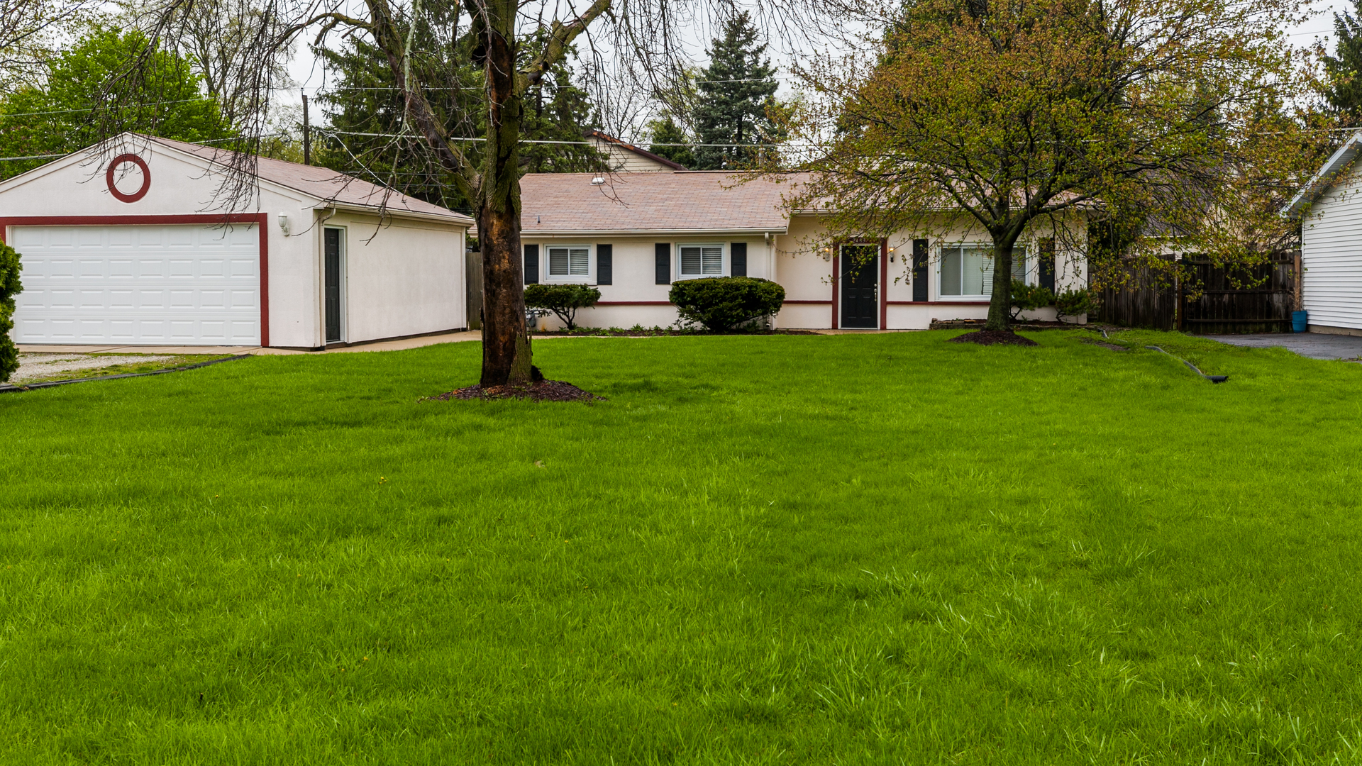 2403 Chestnut Street Joliet, IL 60435 - Photo 1 of 9