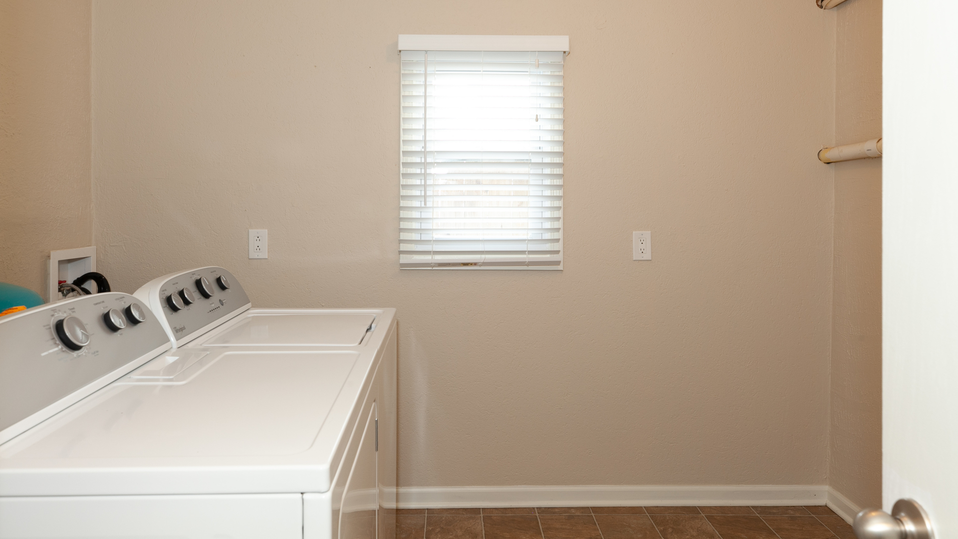 2403 Chestnut Street Joliet, IL 60435 - Photo 8 of 9