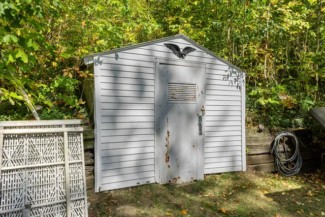 $499,900 | 2529 Miner Lake Drive, Allegan, MI 49010