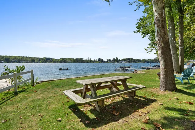 $499,900 | 2529 Miner Lake Drive, Allegan, MI 49010