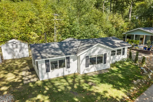 $499,900 | 2529 Miner Lake Drive, Allegan, MI 49010