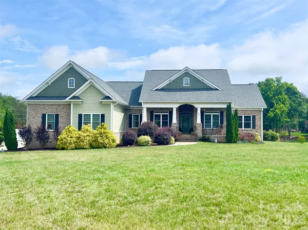 $700,000 | 107 Buffalo Creek Drive, Statesville, NC 28677