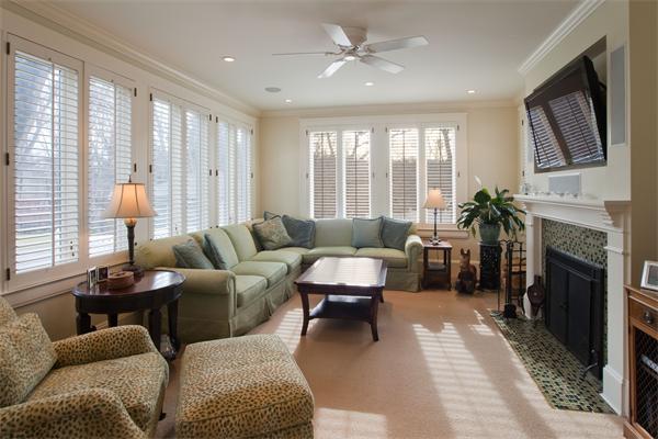 9 Crofton Road Newton, MA 02468 - Photo 7 of 18