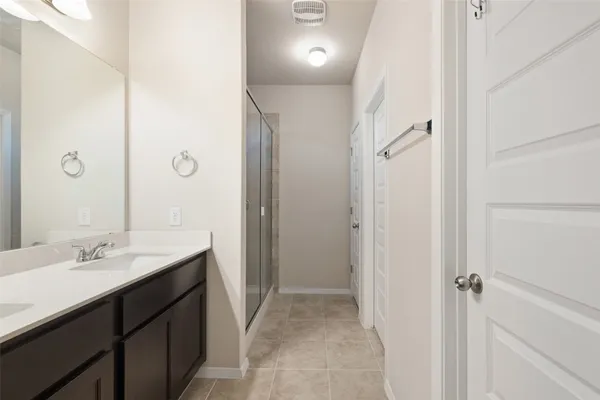 $2,100 | 408 Black Opal Drive, Jarrell, TX 76537