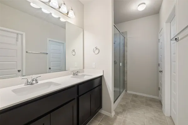 $2,100 | 408 Black Opal Drive, Jarrell, TX 76537