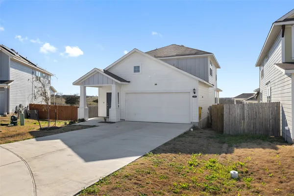 $2,100 | 408 Black Opal Drive, Jarrell, TX 76537