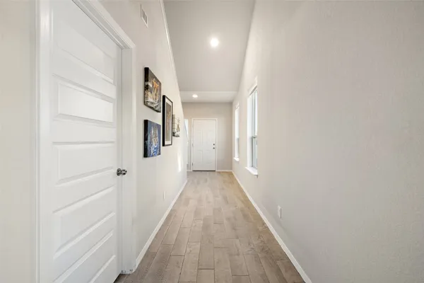 $2,100 | 408 Black Opal Drive, Jarrell, TX 76537