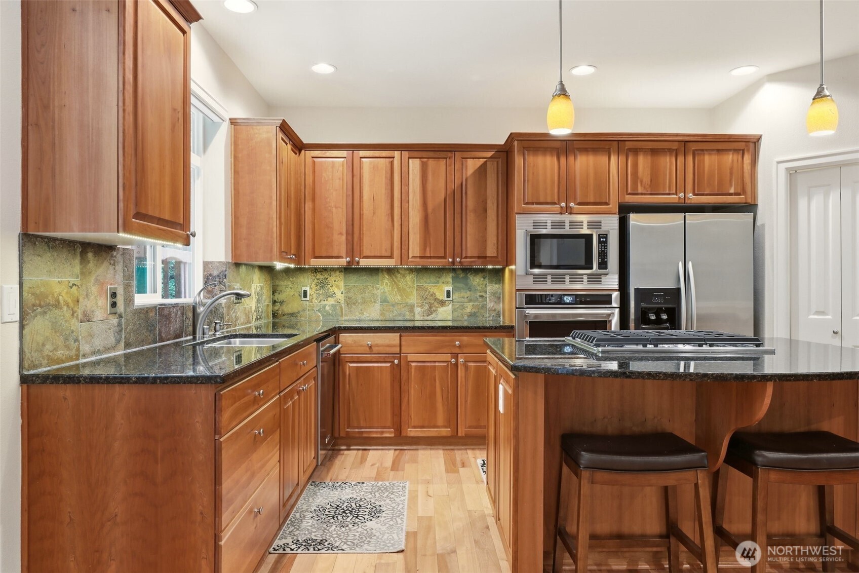 7526 150th Street Southeast Snohomish, WA 98296 - Photo 5 of 32