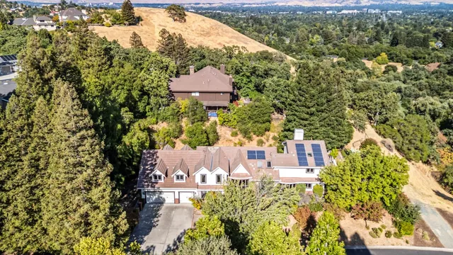 $2,249,000 | 3265 Greenhills Drive, Lafayette, CA 94549
