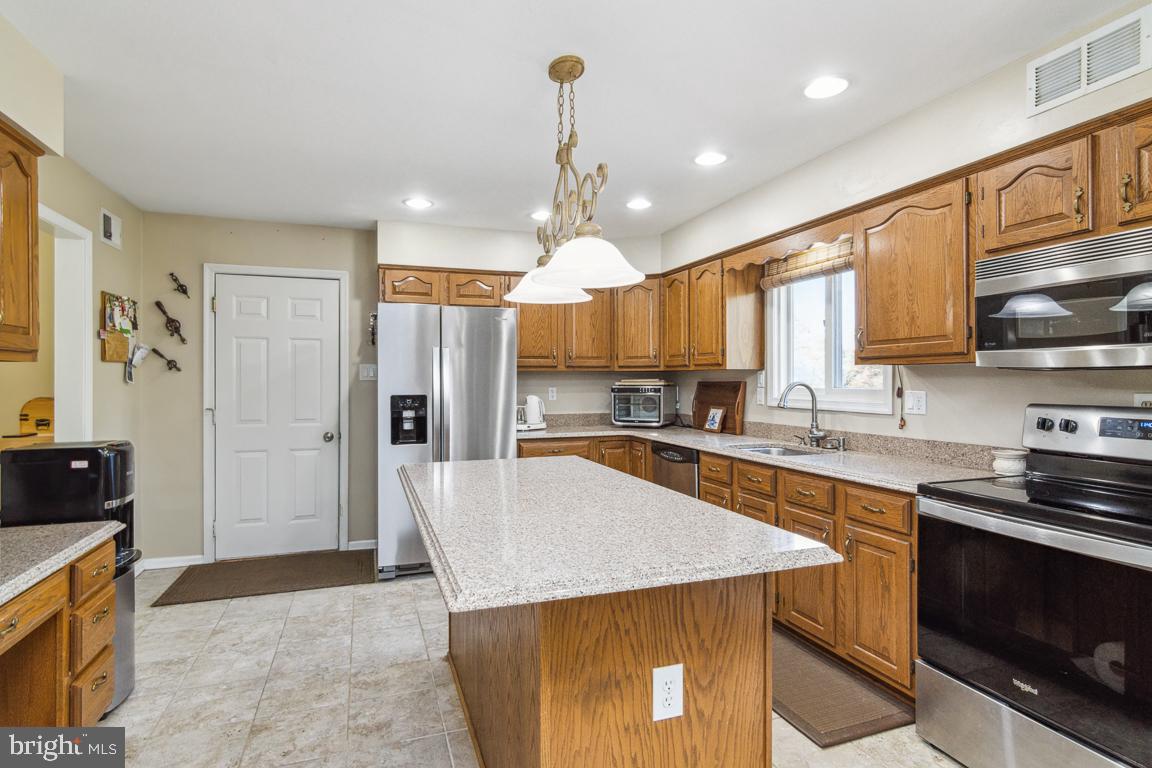 7398 Gaither Road Sykesville, MD 21784 - Photo 8 of 45 Gallery Image 8
