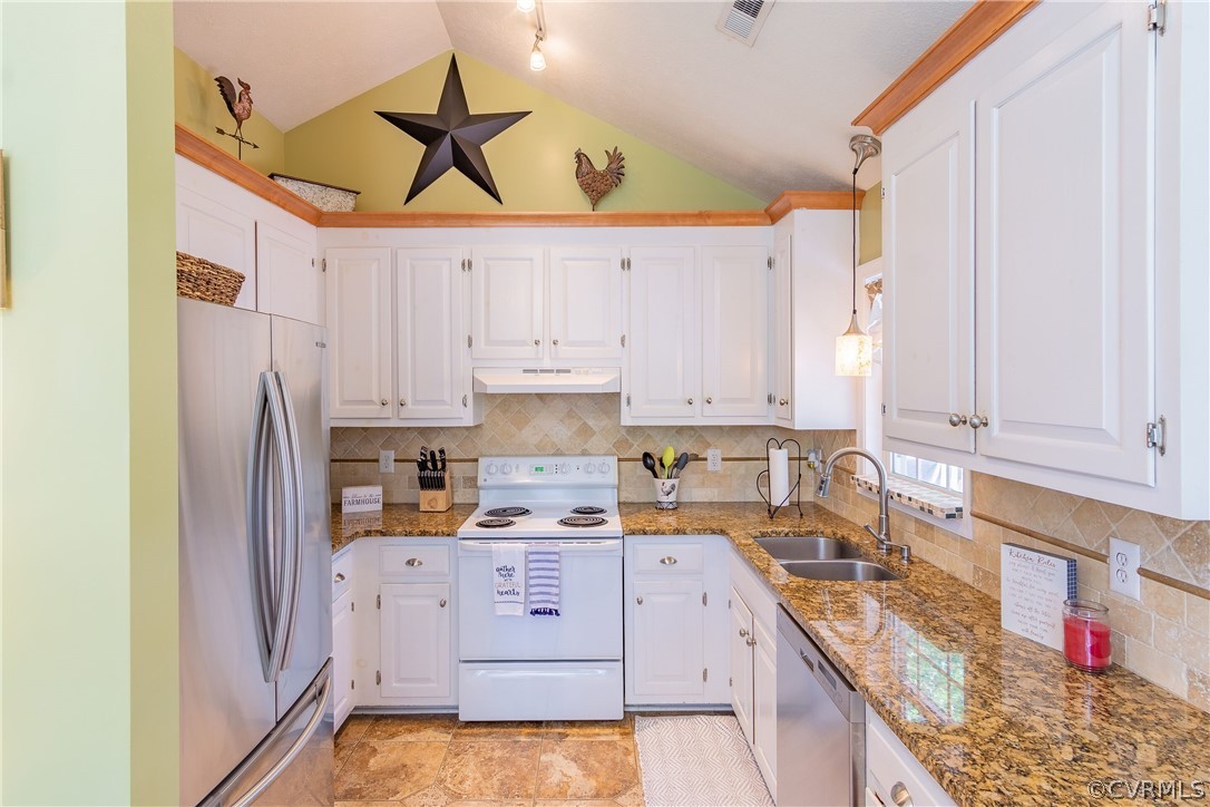 460 Rosebud Run Aylett, VA 23009 - Photo 7 of 32 a kitchen with granite countertop a sink cabinets stainless steel appliances and a window