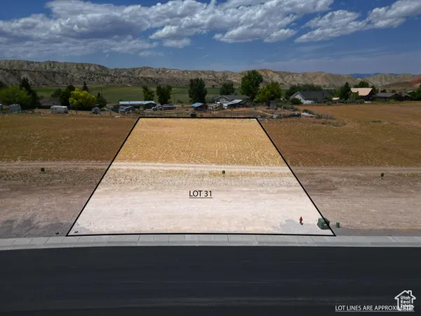 $114,900 | 937 North 200th West, Unit 31, Mayfield, UT 84643
