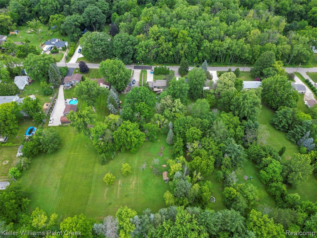 1377 Ruby Avenue Rochester Hills, MI 48309 - Photo 32 of 34