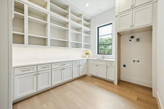 $1,898,000 | 4914 Wigton Drive, Houston, TX 77096