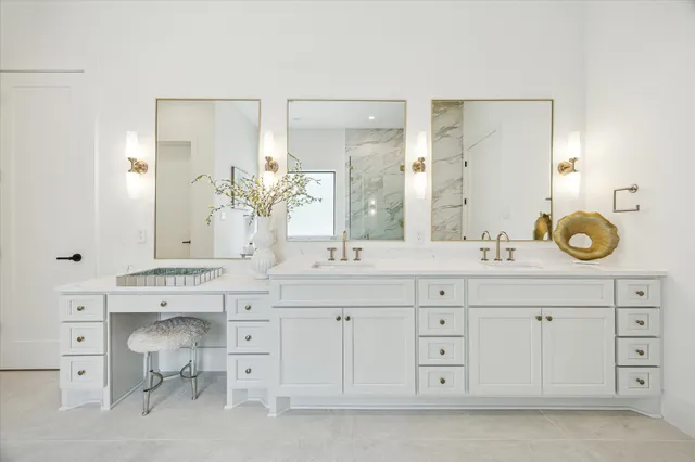 $1,898,000 | 4914 Wigton Drive, Houston, TX 77096