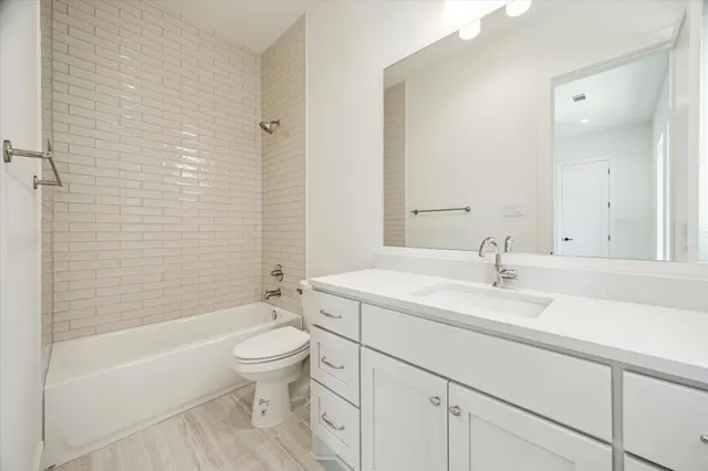 $1,898,000 | 4914 Wigton Drive, Houston, TX 77096