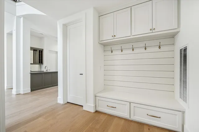 $1,898,000 | 4914 Wigton Drive, Houston, TX 77096