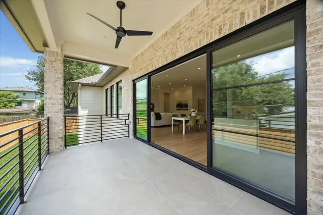 $1,898,000 | 4914 Wigton Drive, Houston, TX 77096