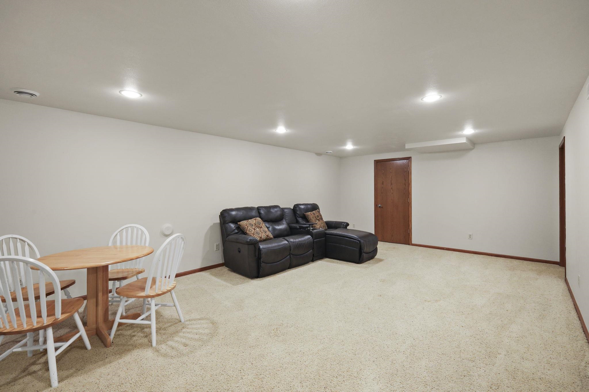 435 Ash Street Oregon, WI 53575 - Photo 30 of 40