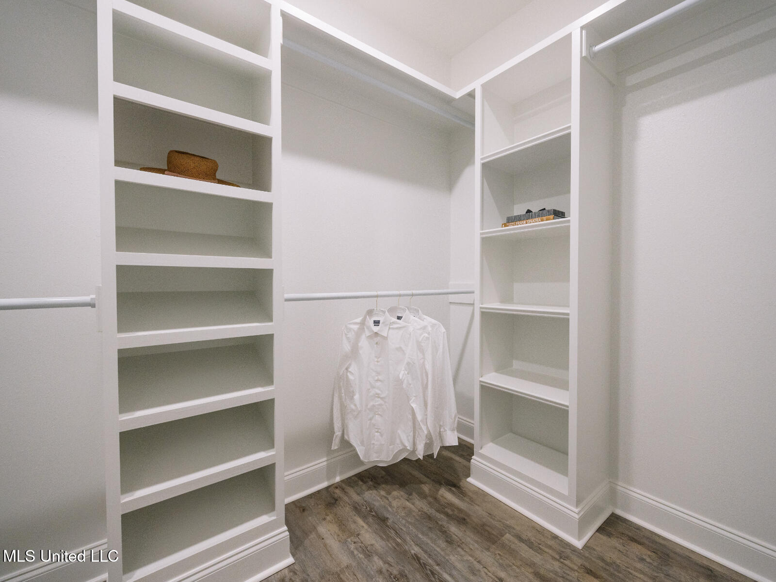 210 Savannah Gdns Road Ocean Springs, MS 39564 - Photo 11 of 18 Decatur_E223_PrimaryClo