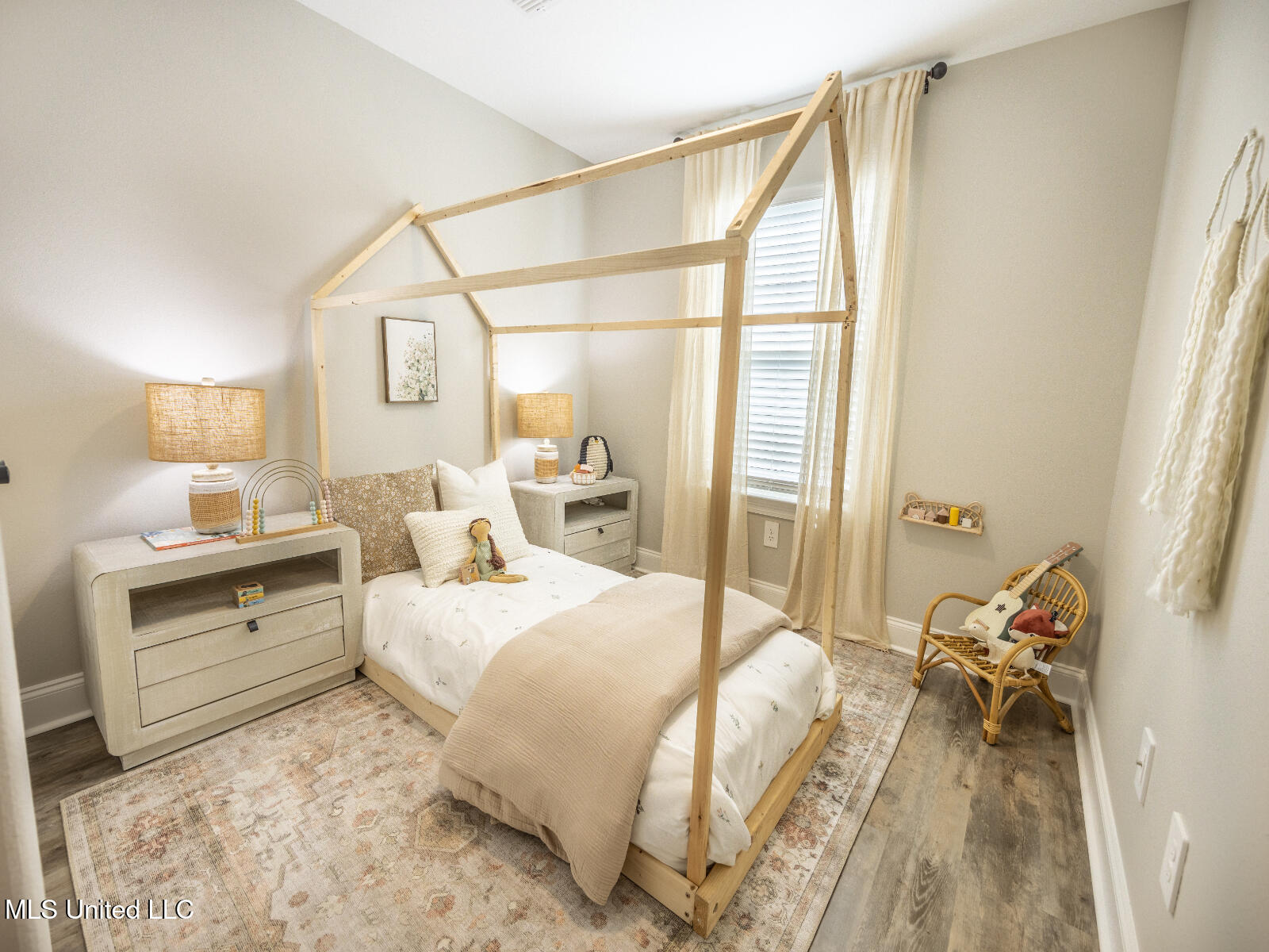 210 Savannah Gdns Road Ocean Springs, MS 39564 - Photo 12 of 18 Decatur_E223_Bed3