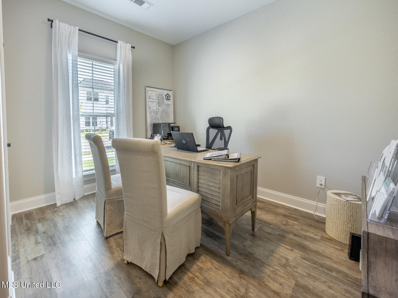 210 Savannah Gdns Road Ocean Springs, MS 39564 - Photo 7 of 18 Decatur_E223_Bed2