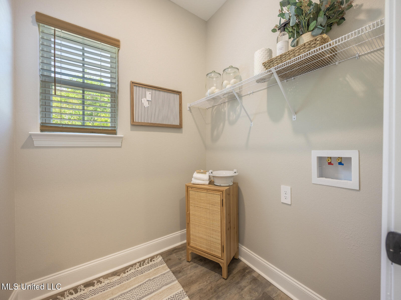 210 Savannah Gdns Road Ocean Springs, MS 39564 - Photo 9 of 18 Decatur_E223_Utility