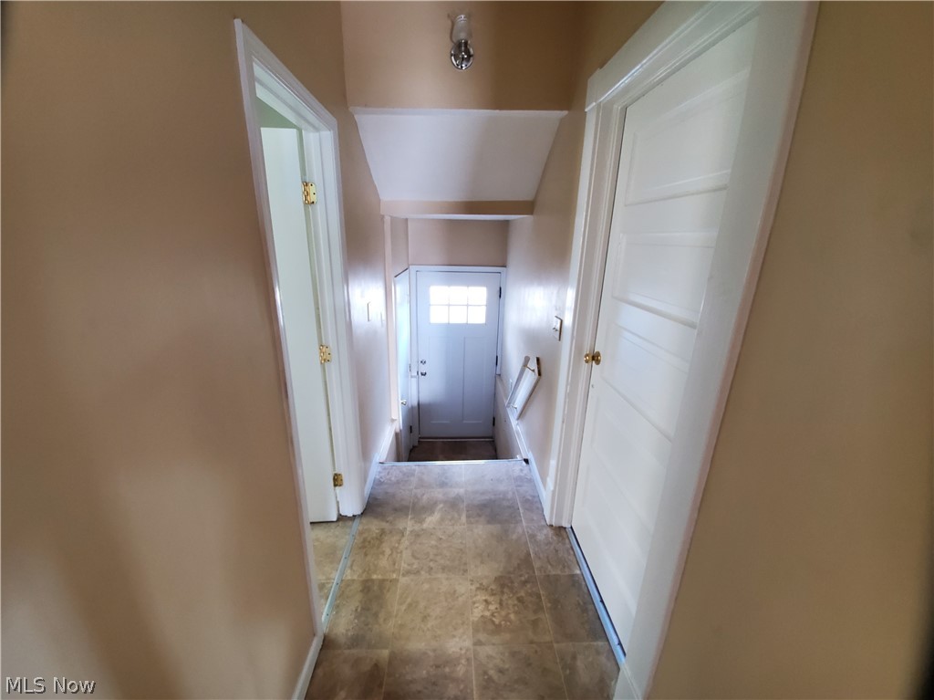 309 West Prospect Road Ashtabula, OH 44004 - Photo 3 of 23