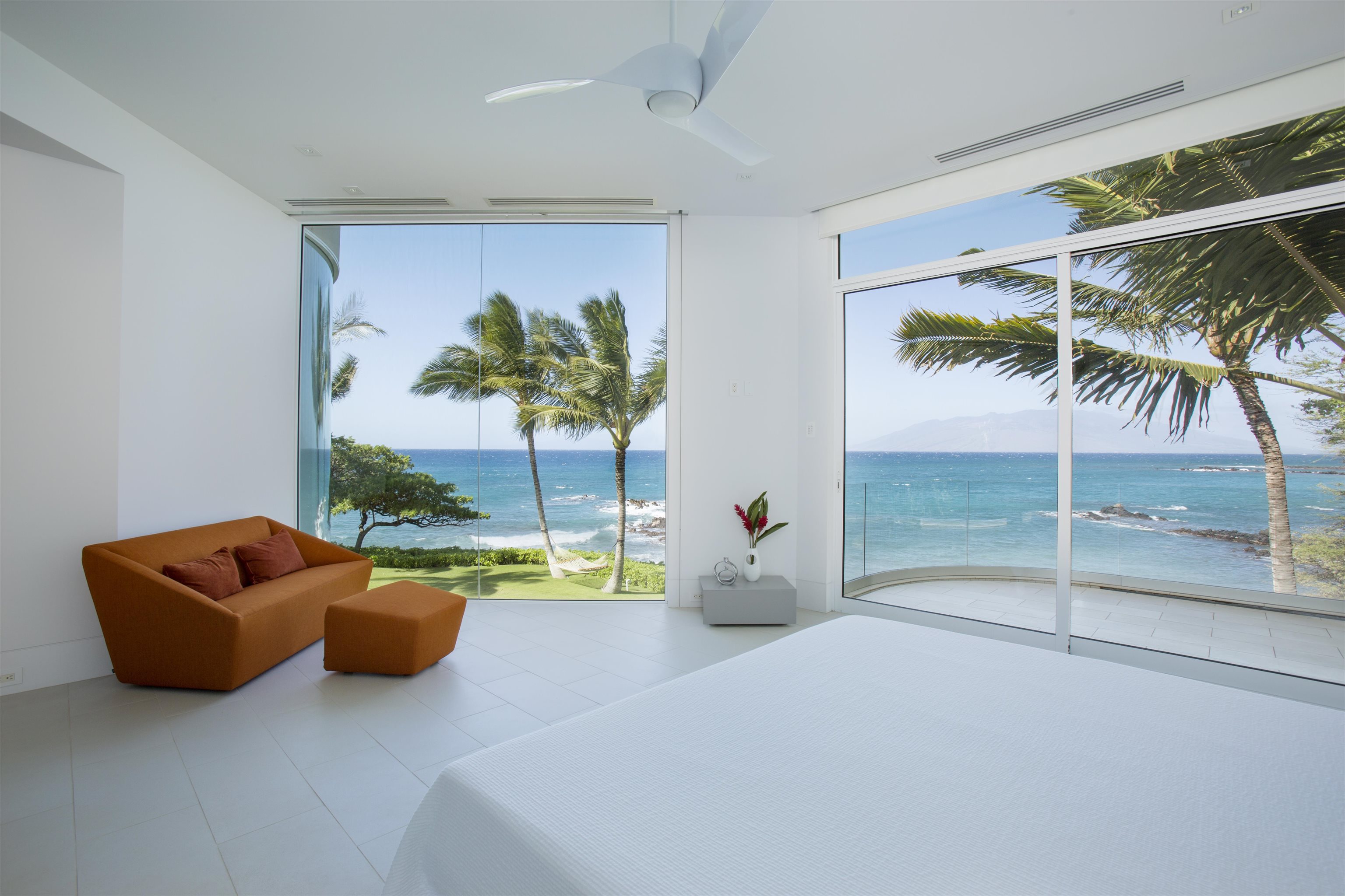 4572 Makena Road Kihei, HI 96753 - Photo 21 of 30 a living room with furniture and a potted plant