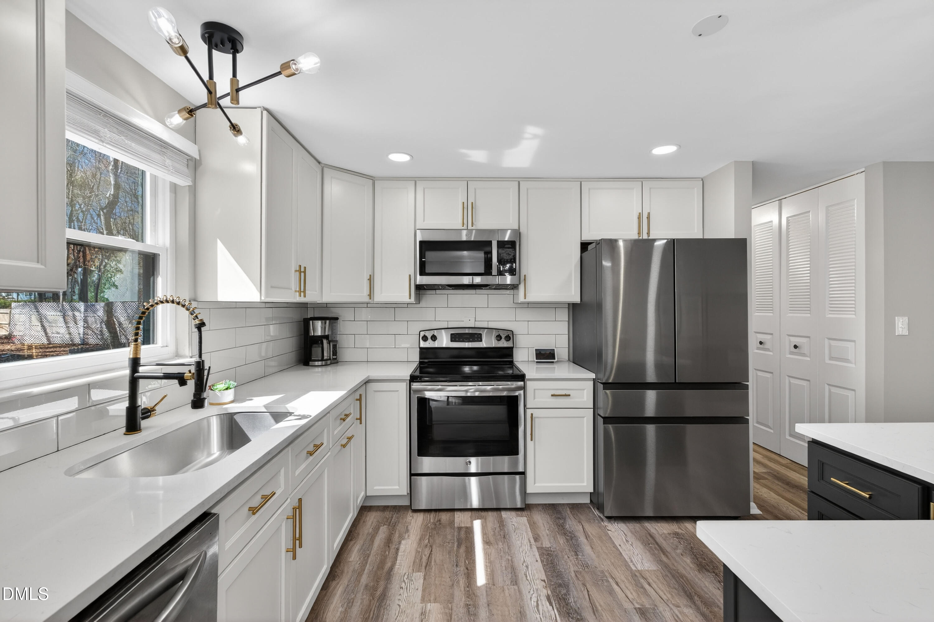 7925 Mourning Dove Road Raleigh, NC 27615 - Photo 10 of 47 DSC07852