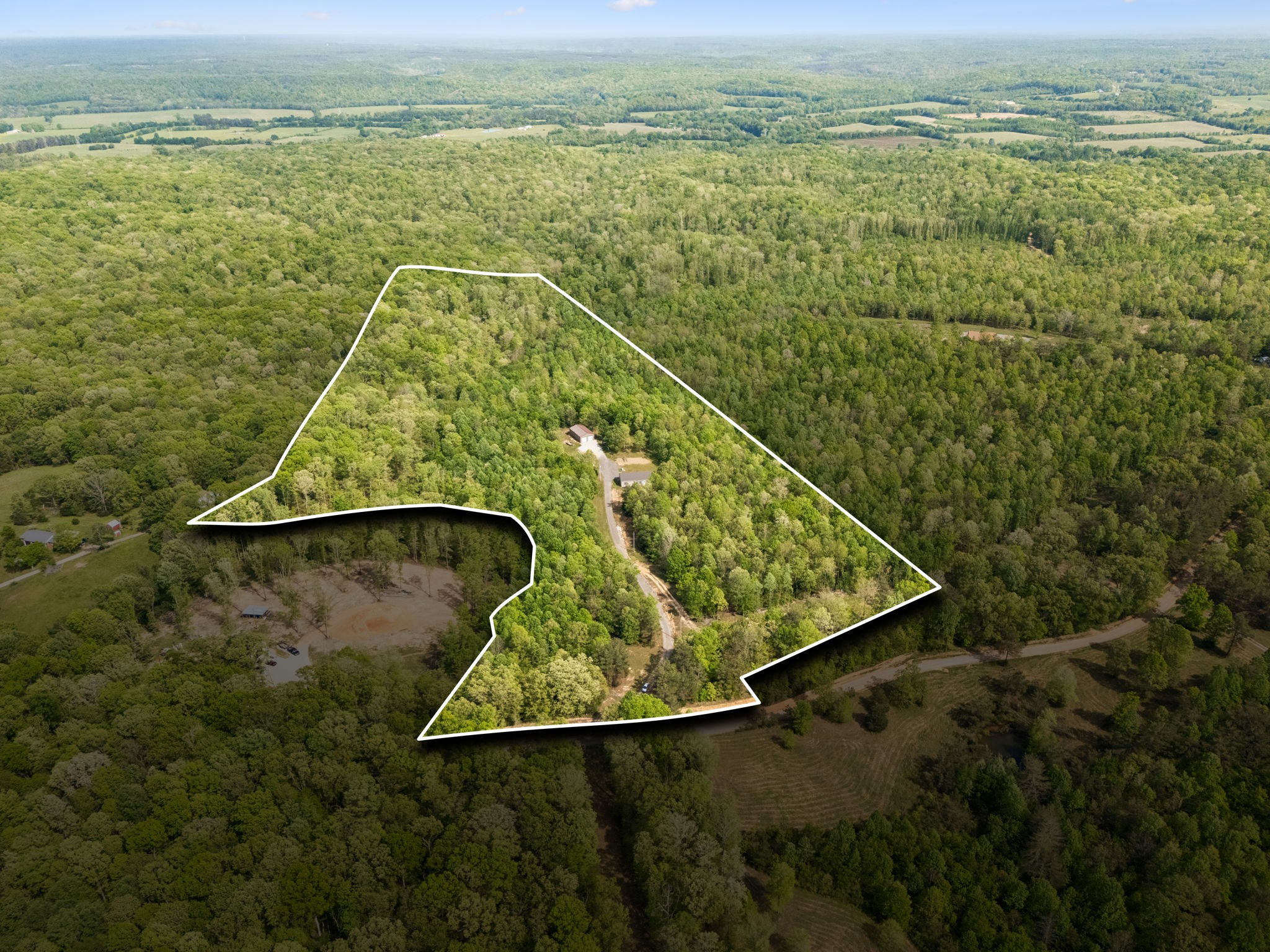 2901 Campground Hollow Road Nunnelly, TN 37137 - Photo 1 of 57