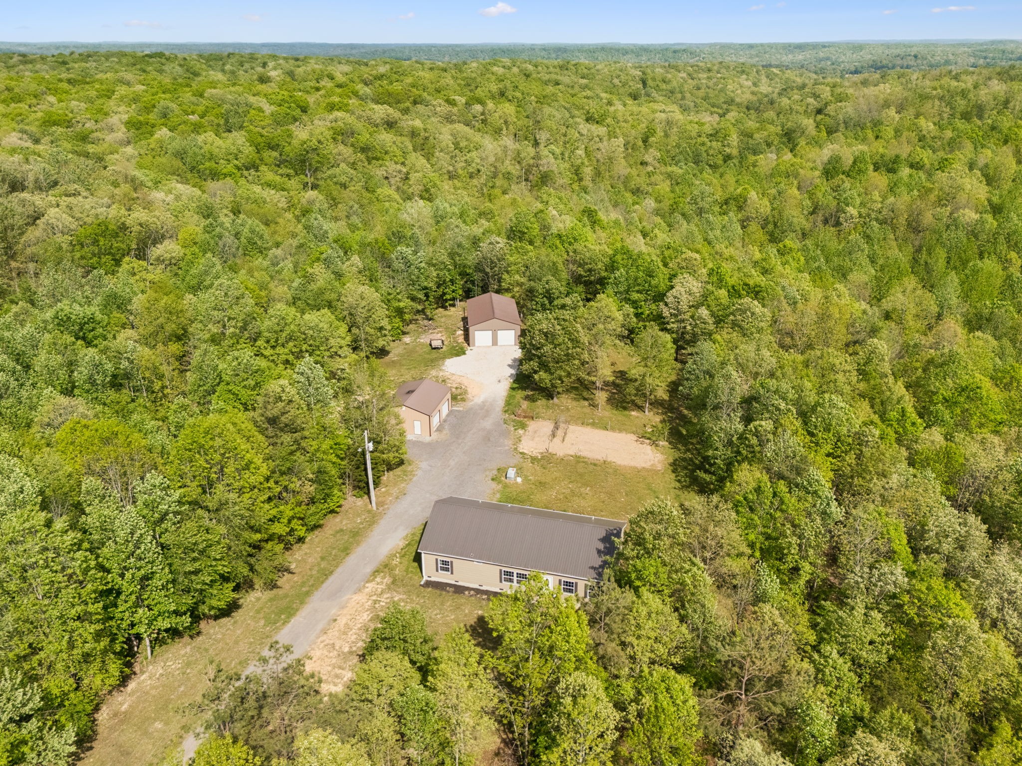 2901 Campground Hollow Road Nunnelly, TN 37137 - Photo 2 of 57