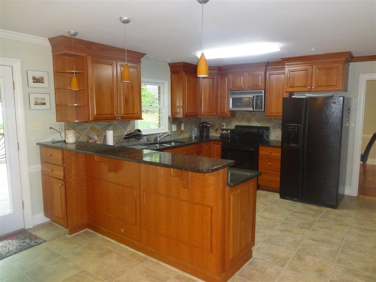 8604 Oneal Road Raleigh, NC 27613 - Photo 5 of 19 Kitchen