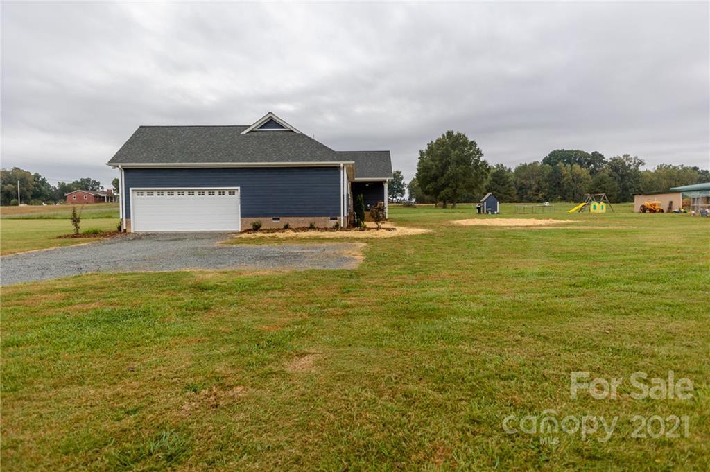 26022 Lingerfelt Road, Unit 1 Albemarle, NC 28001 - Photo 5 of 30 Gallery Image 5