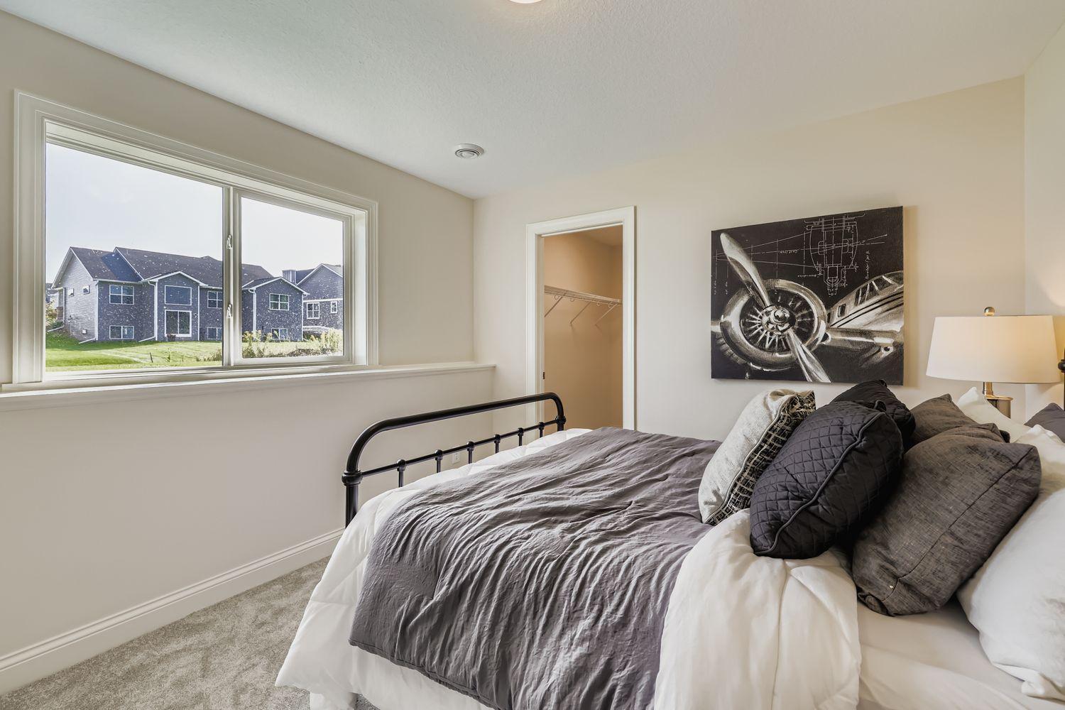 2886 Trinity Drive Shakopee, MN 55379 - Photo 23 of 27