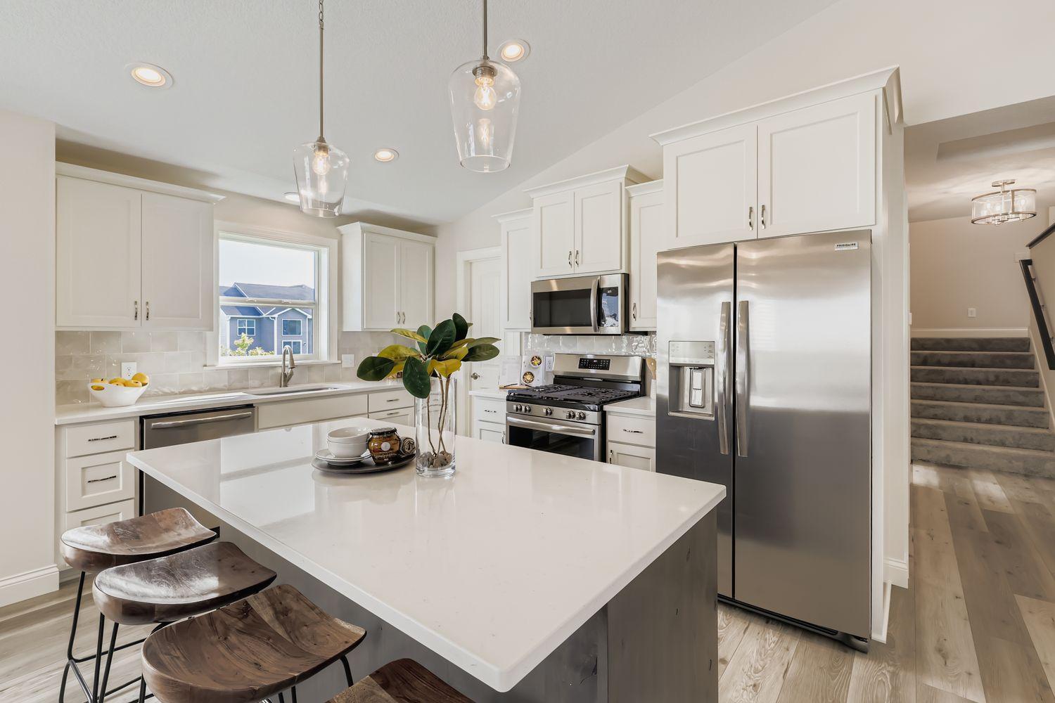 2886 Trinity Drive Shakopee, MN 55379 - Photo 10 of 27