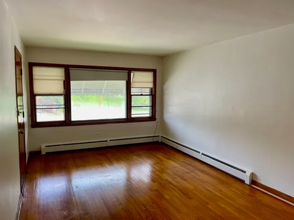 $1,950 | 5158 North Elston Avenue, Unit 2, Chicago, IL 60630