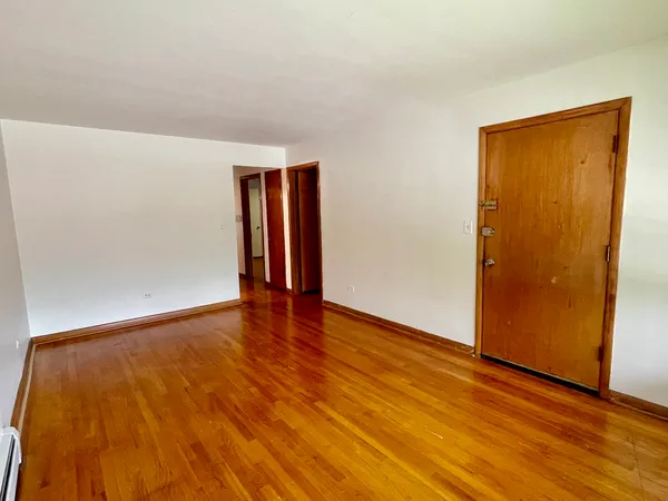 $1,950 | 5158 North Elston Avenue, Unit 2, Chicago, IL 60630
